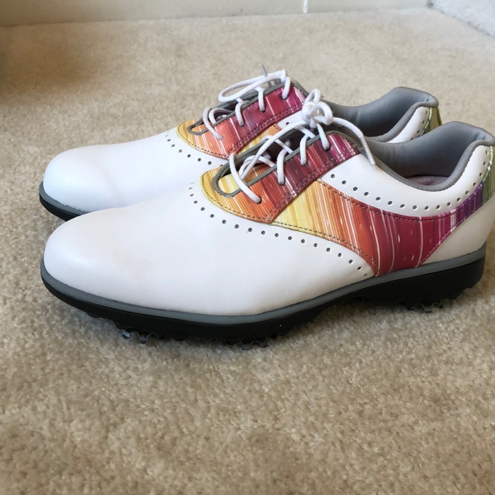 New w/box FootJoy golf shoes 7 1/2